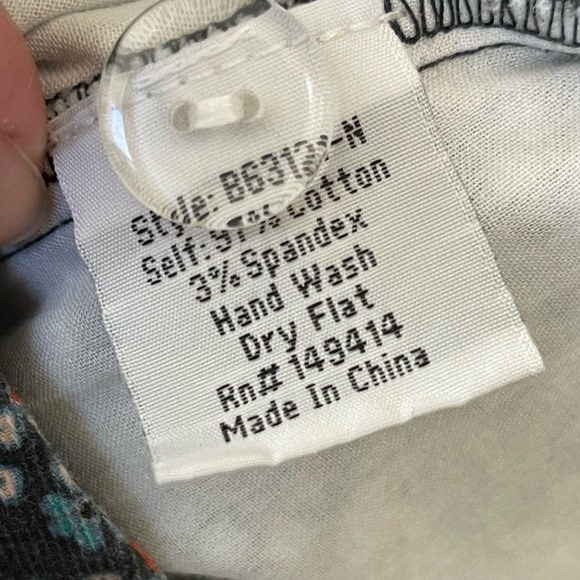 Johnny Was Biya Printed Multicolor Viva Croppes Twill Jeans Pants - Picture 7 of 12